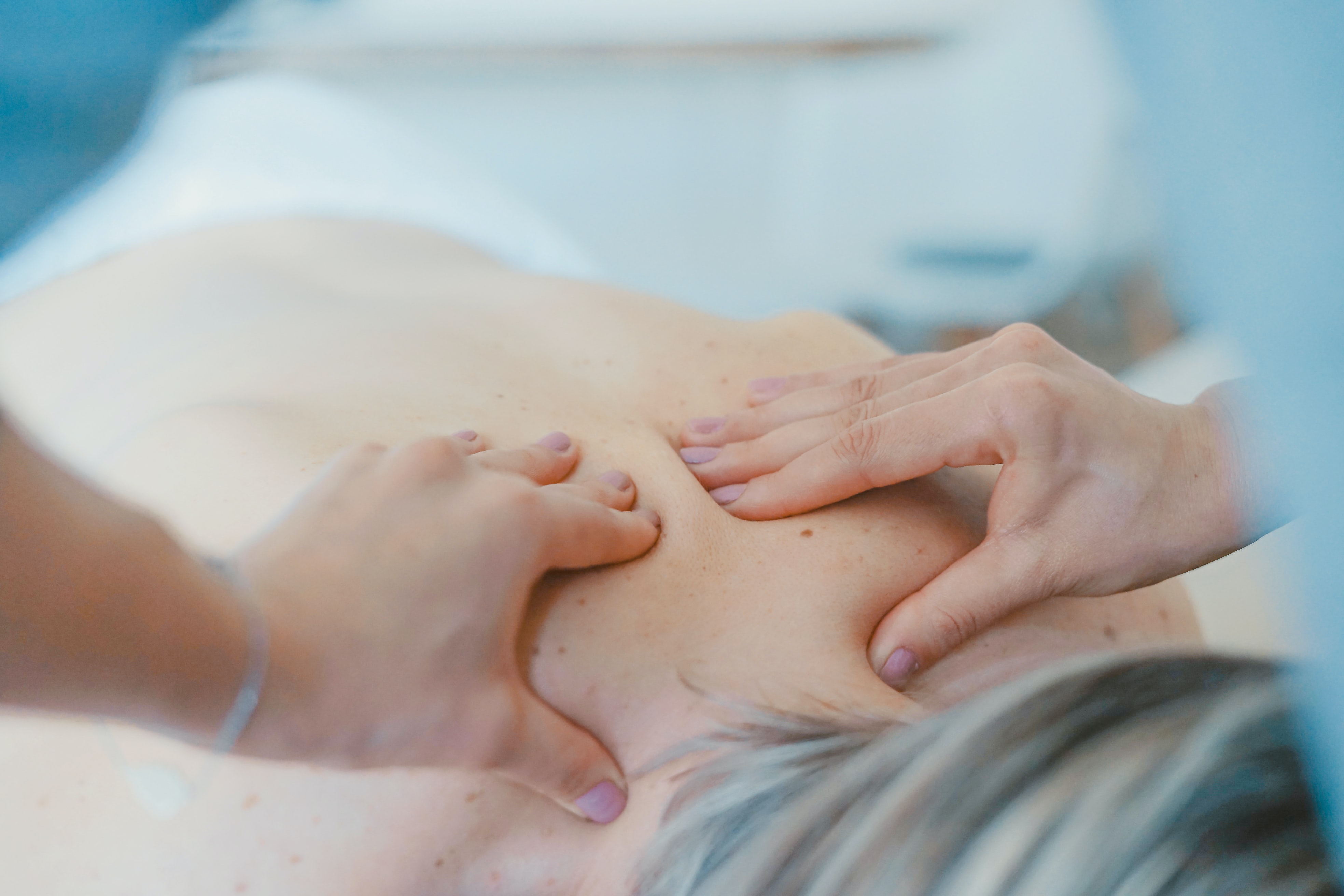 El dolor de cuello o espalda podría mejorar hasta un 38% dependiendo del médico que aplique la tecnología