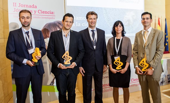 Tres investigadores del CIBER son galardonados con las becas de la Fundación AstraZeneca para jóvenes científicos