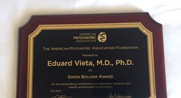 Eduard Vieta, premio Simón Bolívar por la Asociación Americana de Psiquiatría