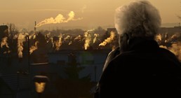 Los contaminantes ambientales también pueden producir limitaciones funcionales y fragilidad en las personas mayores
